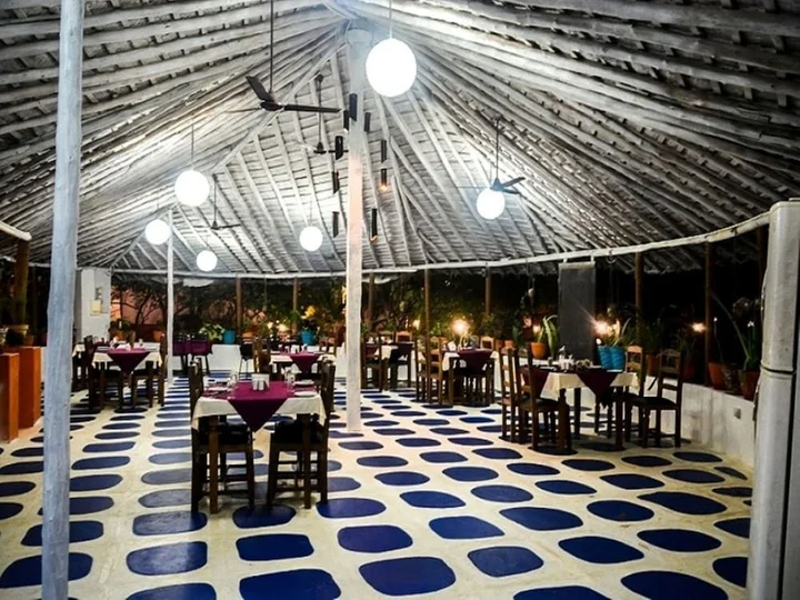 Лонда: Regenta Resort Century