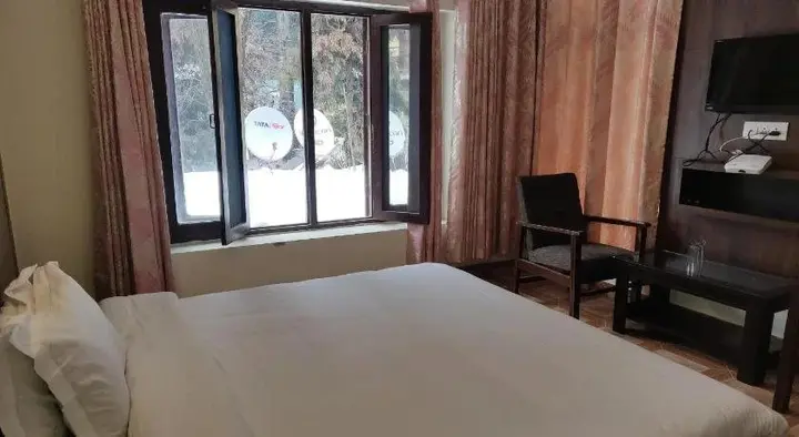 Манали: Hotel Blue Heaven