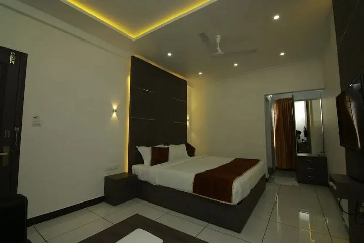 Куттикканам: Palette Hill View Resort Vagamon