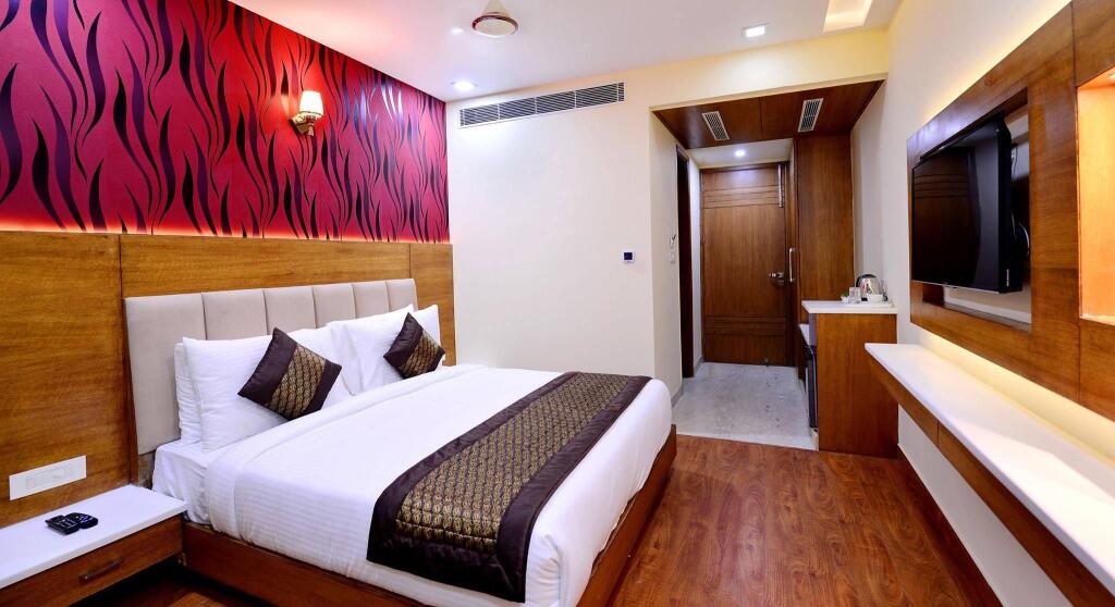 Амритсар: Grand Hridey 1 minute from Railway Station - Amritsar