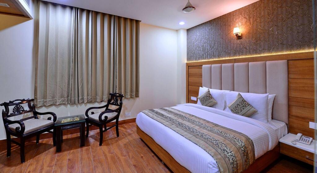 Амритсар: Grand Hridey 1 minute from Railway Station - Amritsar