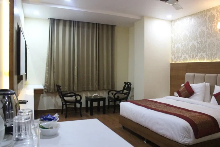 Амритсар: Grand Hridey 1 minute from Railway Station - Amritsar