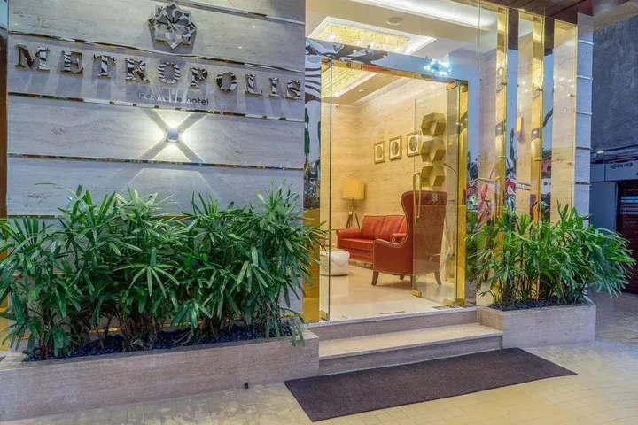 Мумбаи: Treebo Tryst Metropolis Mumbai