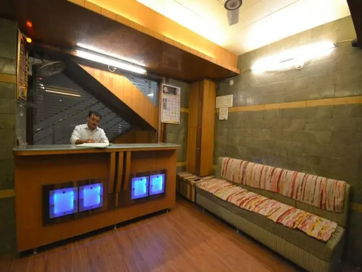 Ширди: Hotel Sai Hari Prasad