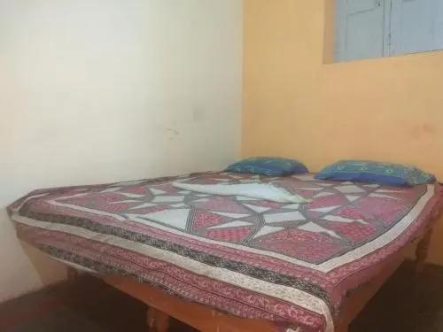 Хоспет: Ravi guest House