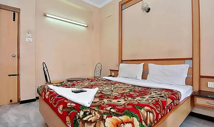 Коимбатур: Hotel ESS Paradise