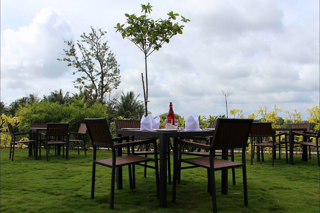 Кушалнагар: Purple Palms Resort & Spa
