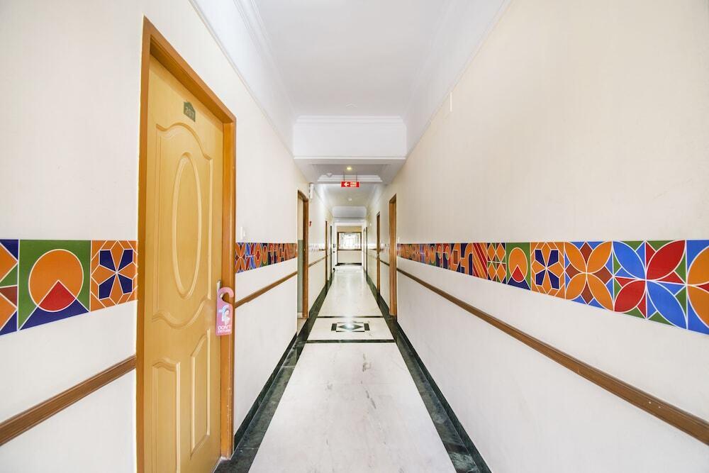 Ченнаи: FabHotel Metro Manor Central Station