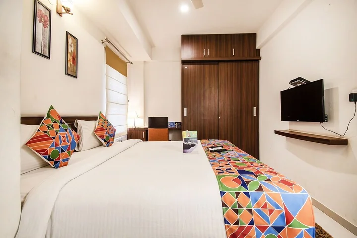 Бангалор: FabHotel Oakwoods Serai