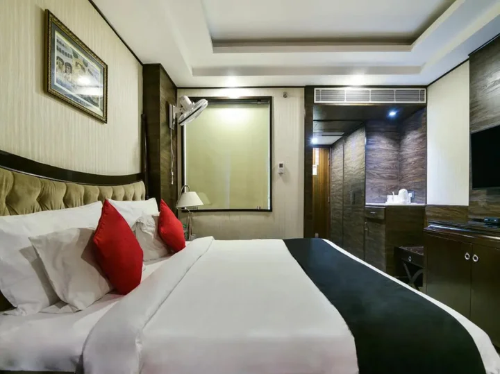 Джайпур: POLO Inn & Suites