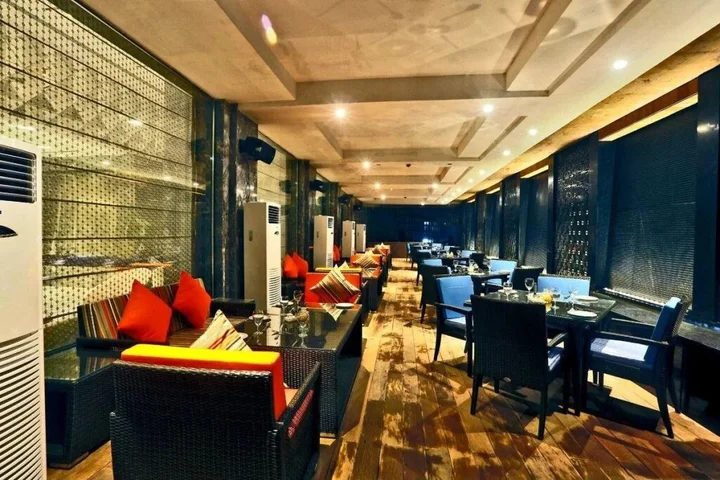 Варанаси: Hotel Madin