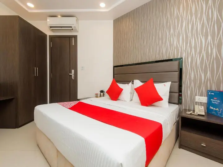 Мумбаи: OYO 8690 Hotel Kalpana Elite