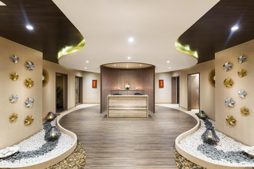 Ченнаи: The Lotus Hotel Sameera