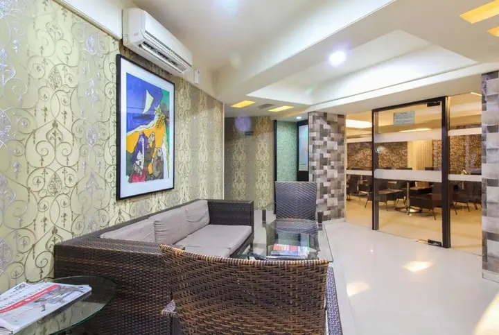 Мумбаи: OYO Premium Mumbai International Airport 3