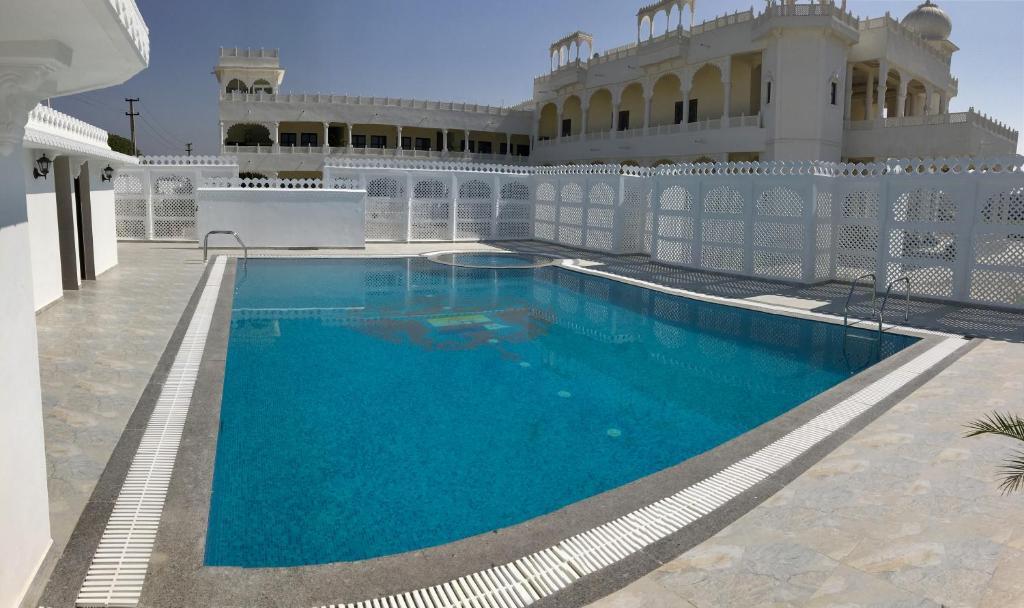 Химатнагар: Dowlat Villas Palace-The Heritage