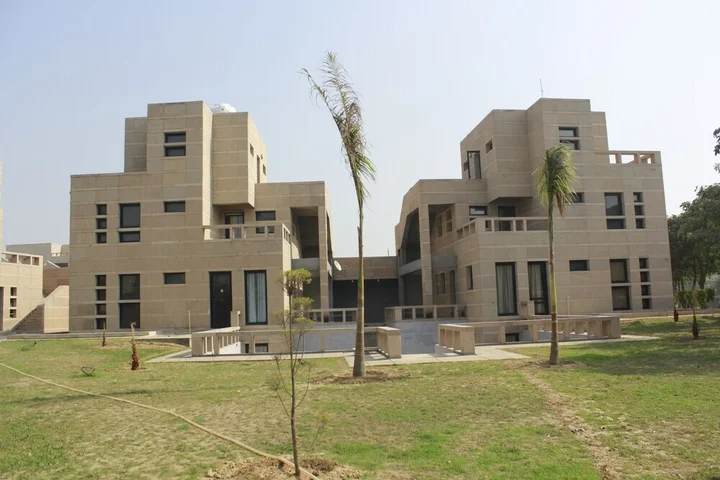Большая Нойда: The Oro Homes