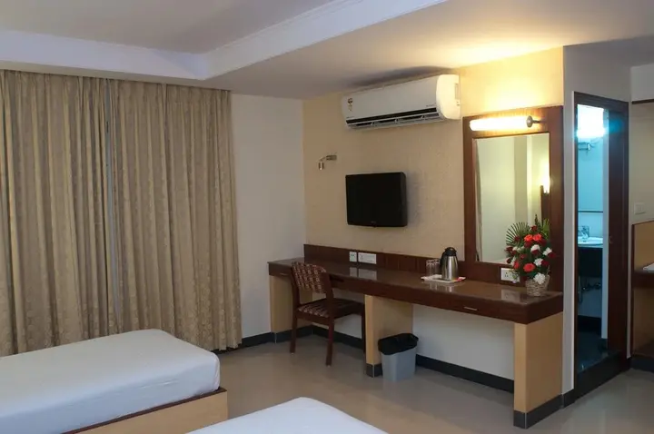 Бангалор: Anand Sagar Inn