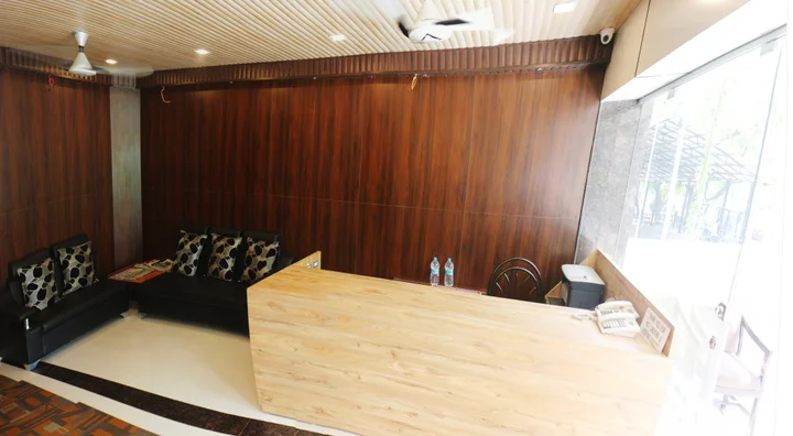 Пачмарай: Hotel Meghdoot