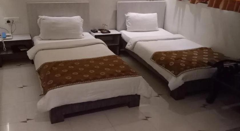 Ахмедабад: Prithvi Hotels