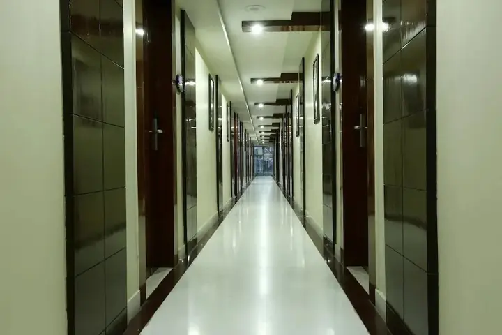 Гувахати: Hotel SJ International