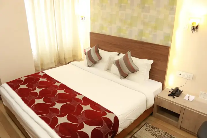 Гувахати: Hotel SJ International