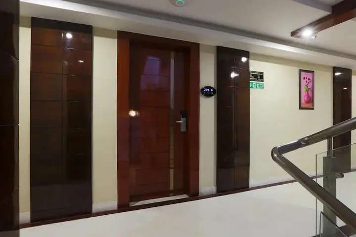 Гувахати: Hotel SJ International