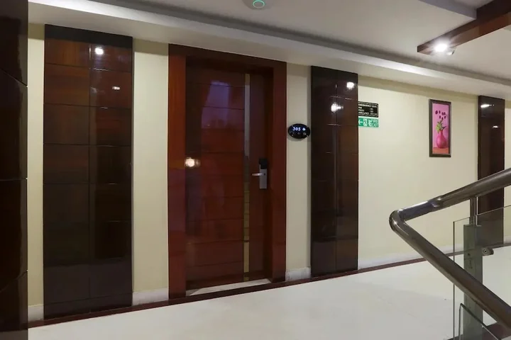 Гувахати: Hotel SJ International
