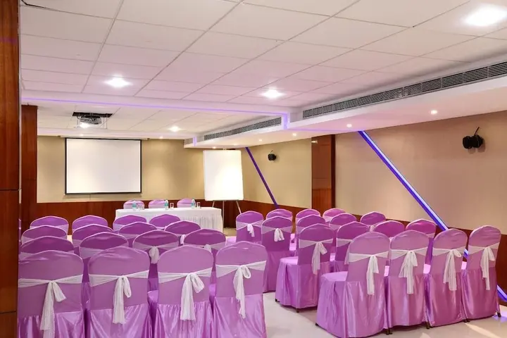 Гувахати: Hotel SJ International