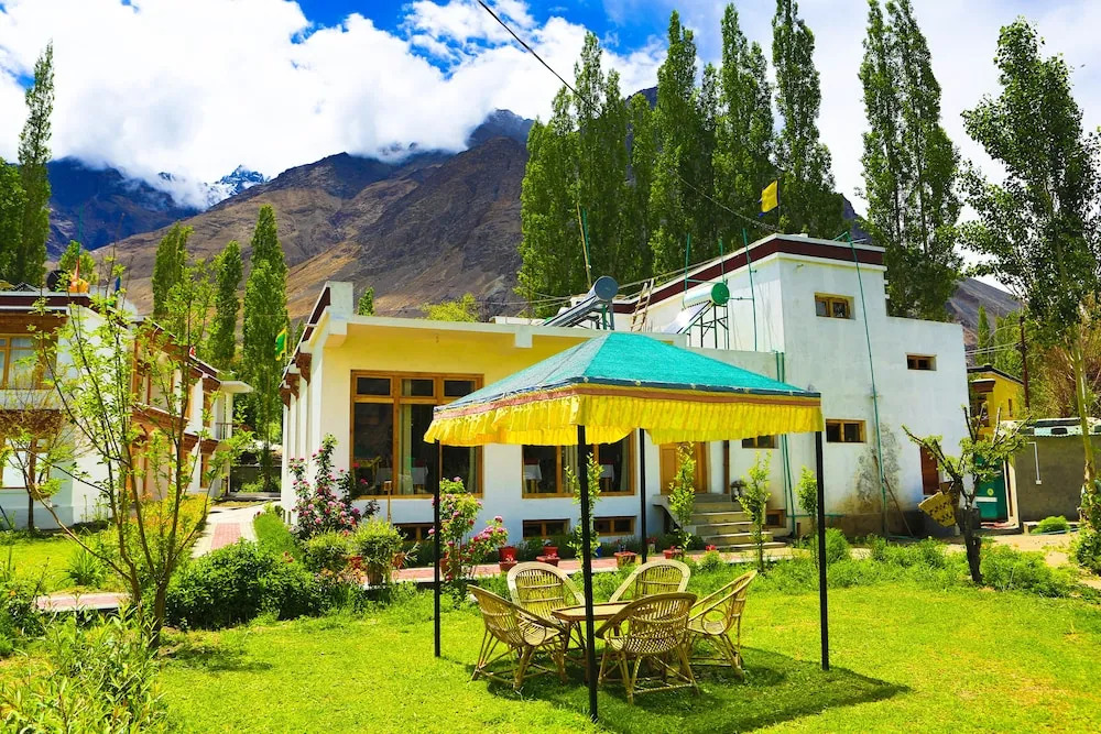 Хундер: Sand Dunes View Resort