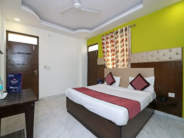 Матхура: OYO 11426 Hotel Jyoti Residency