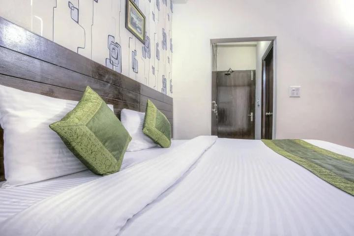 Гуруграм: Treebo Trip Casa Cyber DLF phase 3