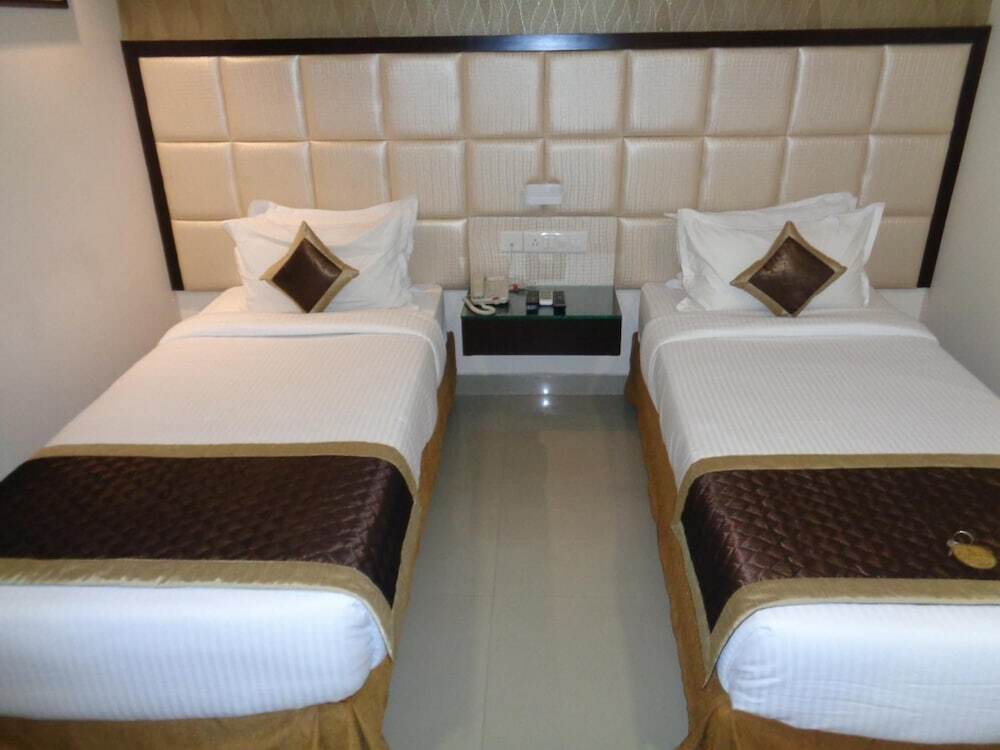 Патна: The AVR Hotels & Banquets