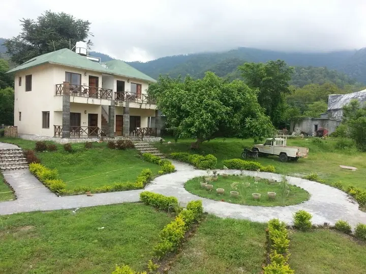 Крепость Ramnagar: Qcent Corbett Greens