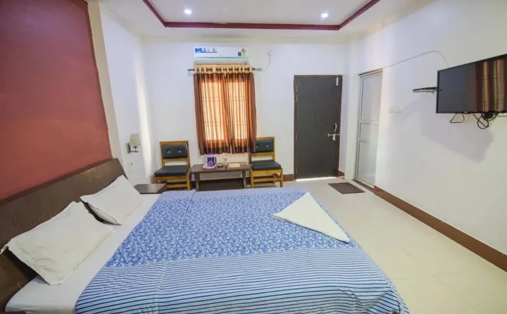 Сатна: Hotel Apaar Residency