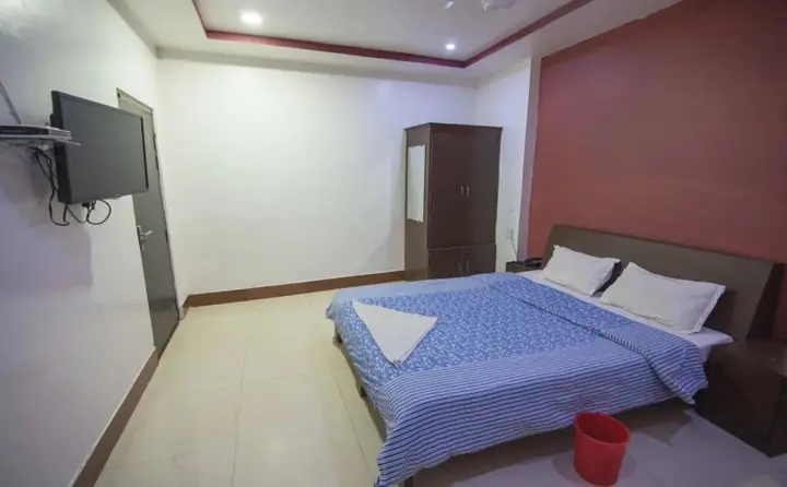 Сатна: Hotel Apaar Residency