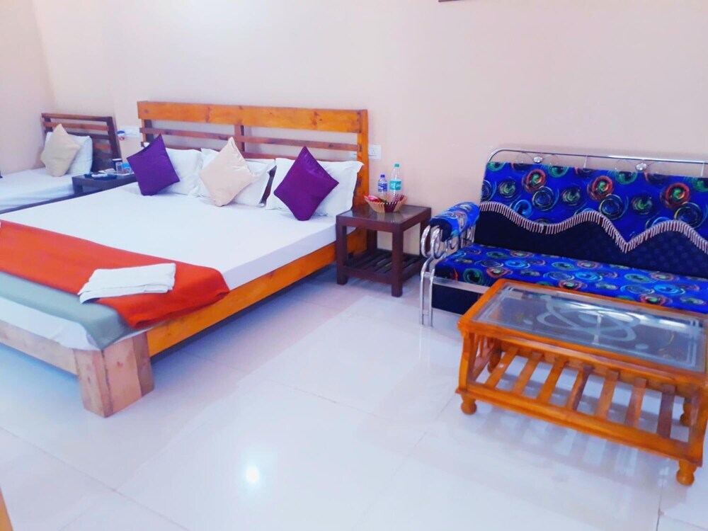 Киль Нивати: Samant Beach Resort