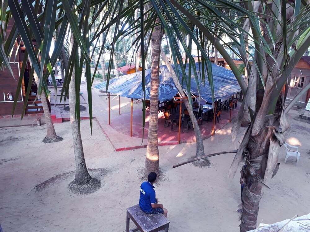 Киль Нивати: Samant Beach Resort
