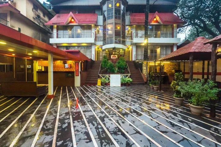 Матеран: Hotel Kumar Plaza