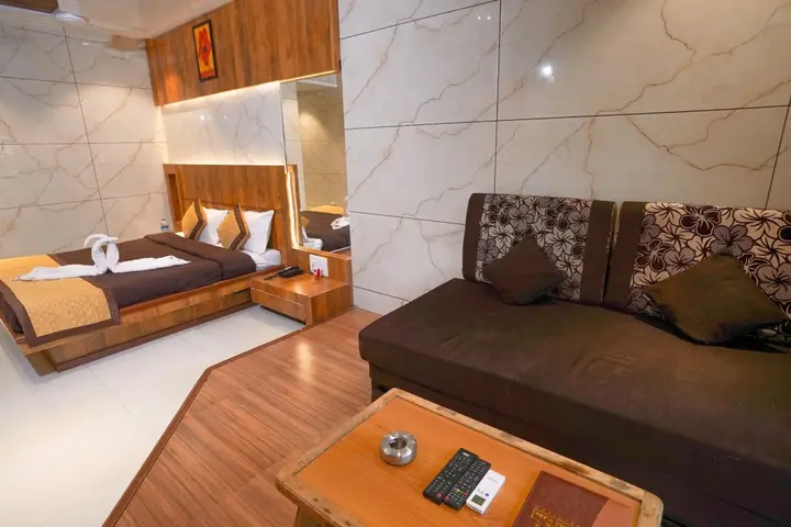 Матеран: Hotel Kumar Plaza