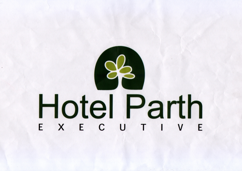 Латур: Отель Parth Executive