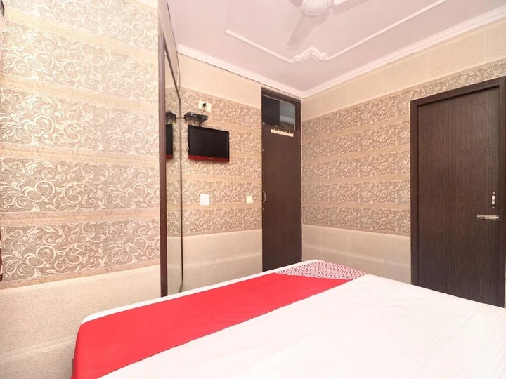 Лудхиана: OYO 15546 Hotel KK