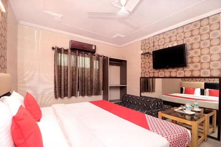 Лудхиана: OYO 15546 Hotel KK