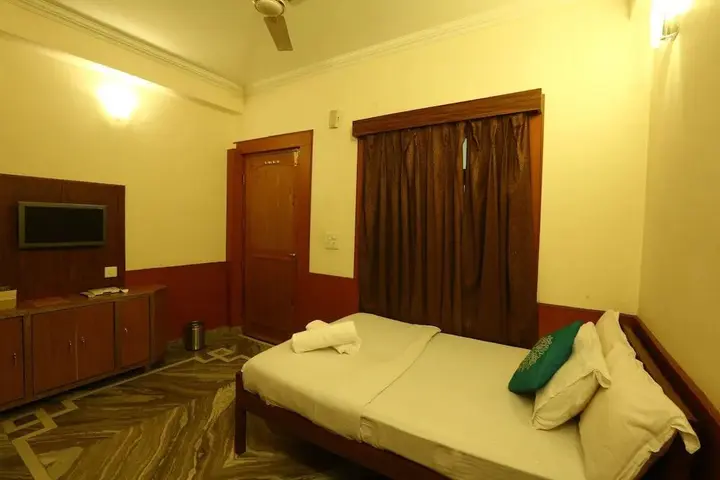Кангра: Hotel Samdupling Himalayan Brothers