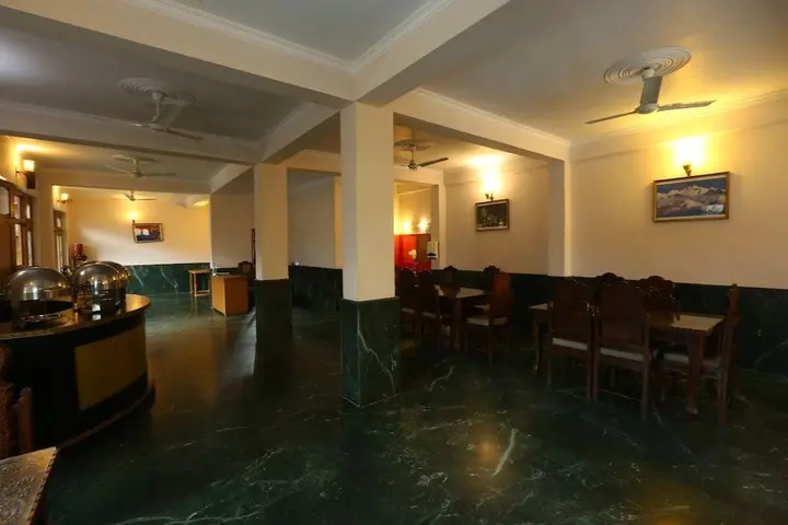 Кангра: Hotel Samdupling Himalayan Brothers