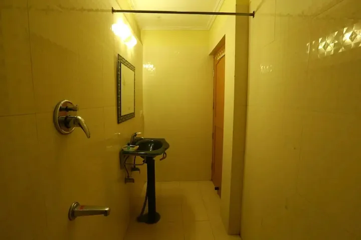 Кангра: Hotel Samdupling Himalayan Brothers