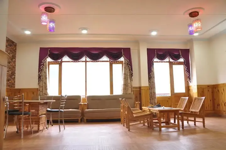 Манали: Hotel King's Land
