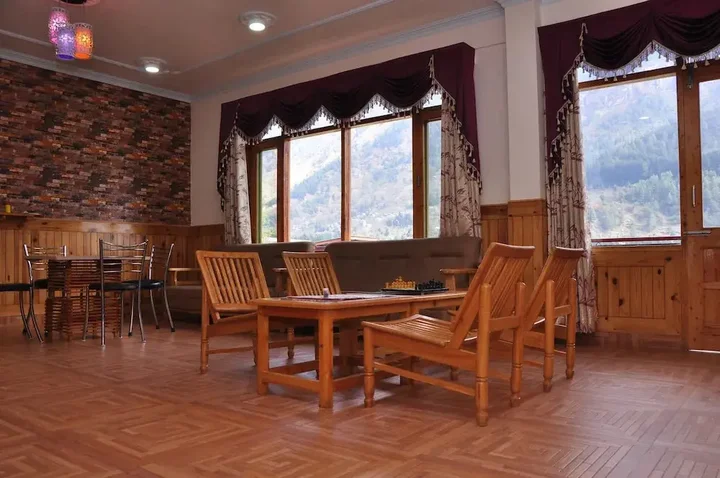 Манали: Hotel King's Land