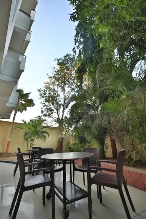Сурат: STARiHOTELS Railway Station Surat