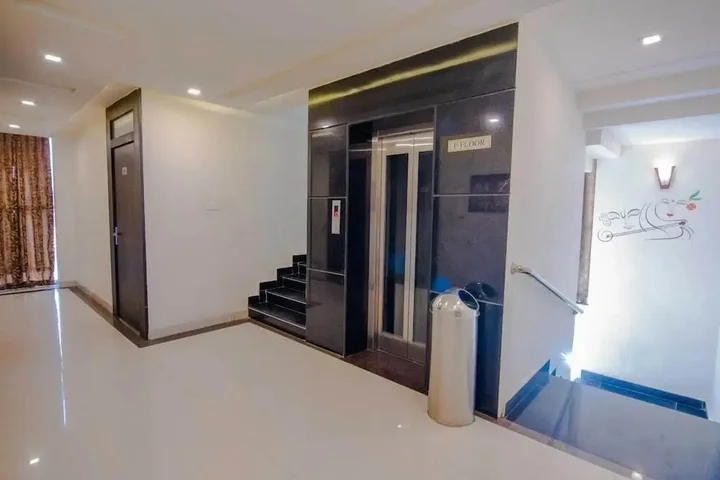 Амбаджи: Hotel Mayur Palace