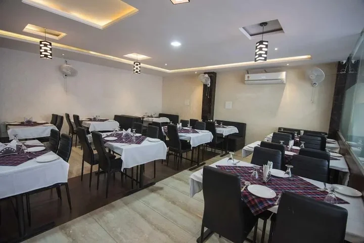 Амбаджи: Hotel Mayur Palace